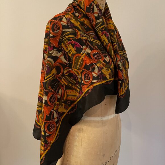 Vintage 80s Ann Taylor Silk Scarf Hand Rolled Equestrian Theme Horns Preppy - Picture 13 of 13